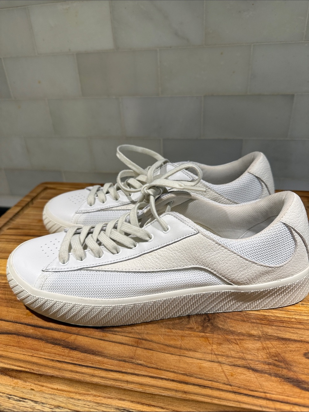 BY FAR Rodina Low-Top Sneakers in Off-White/Cream